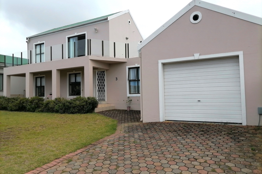 3 Bedroom Property for Sale in Stilbaai Wes Western Cape